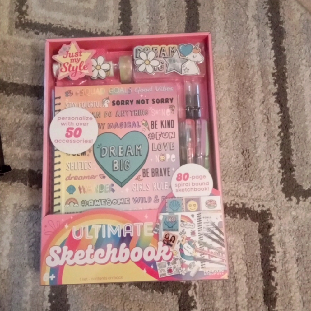 Just My Style Ultimate Sketchbook